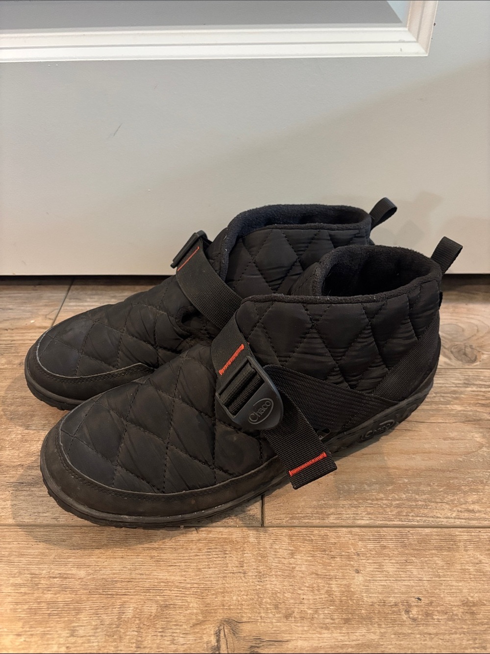 Chaco Ramble Puff Mid Black Quilted Fleece Lined Boots JCH107471 Mens 12